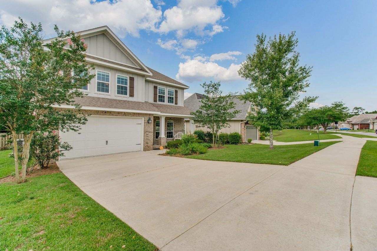 8485 Salt Grass Dr W - Photo 2 of 37