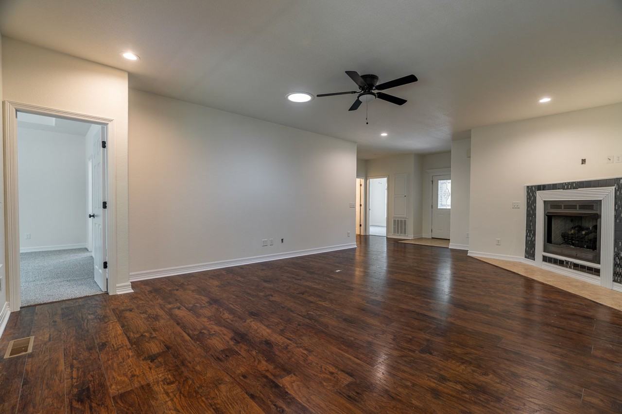 13 Coverack Ln - Photo 7 of 23