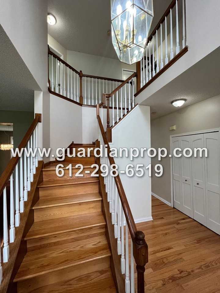 3105 Copper Oaks Trl - Photo 2 of 23
