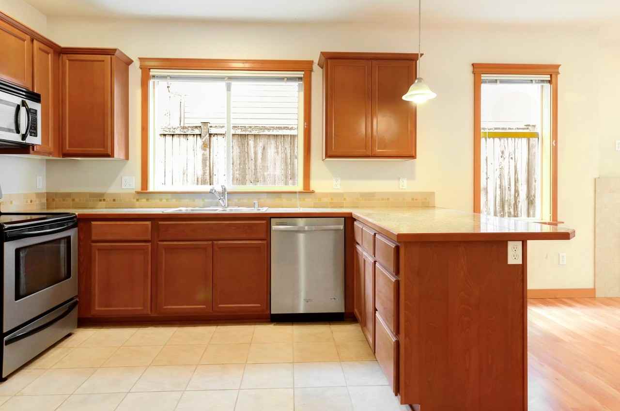 9408 35th Avenue Southwest - Photo 7 of 17