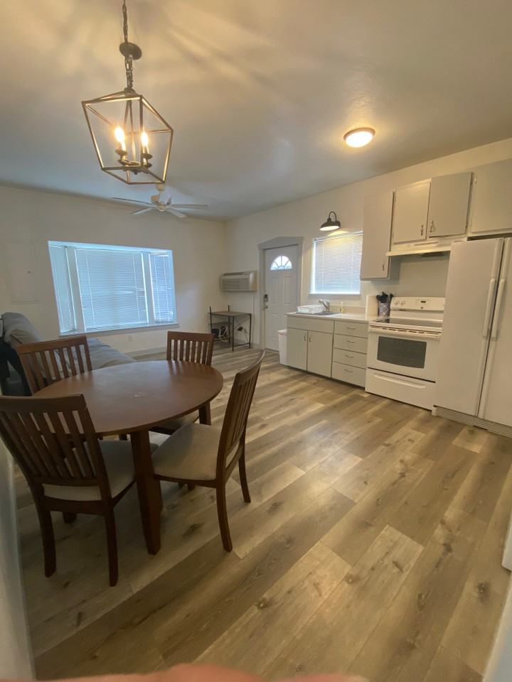 Medford - Grand Ave, 1547 - Photo 2 of 16