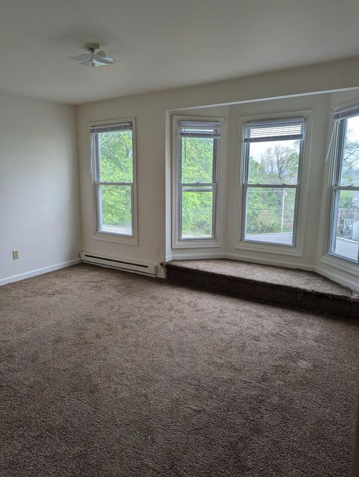 25625 Military Rd. - Photo 2 of 5