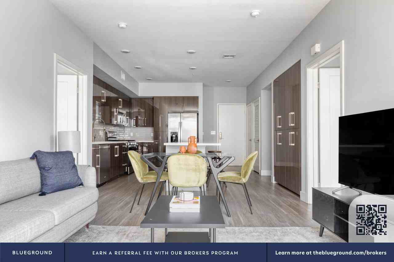 230 West 3rd Street - Photo 5 of 71