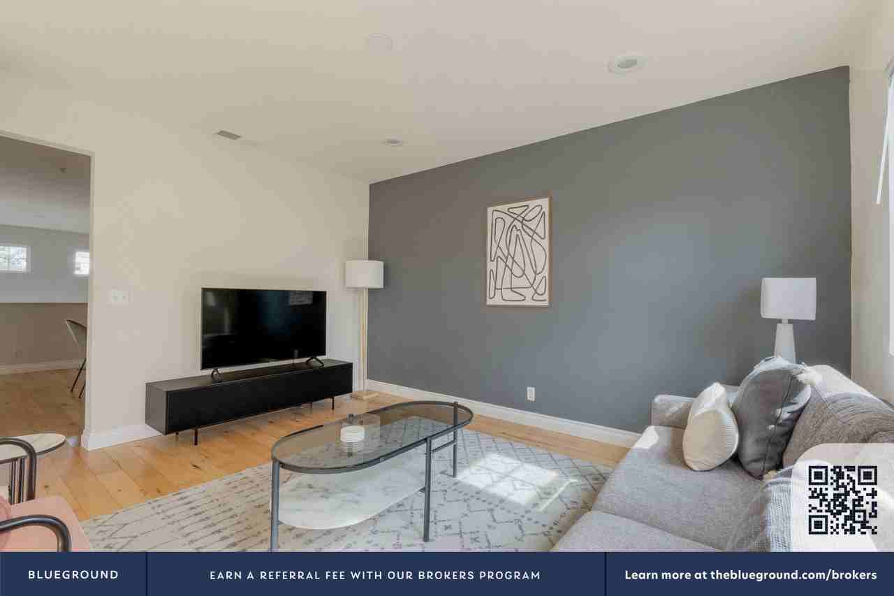 963 Bellomo Ave #1488 - Photo 4 of 31