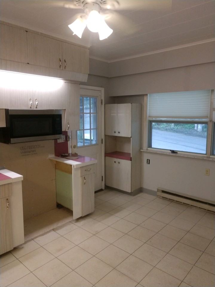 9 Reservoir Street - Photo 3 of 11