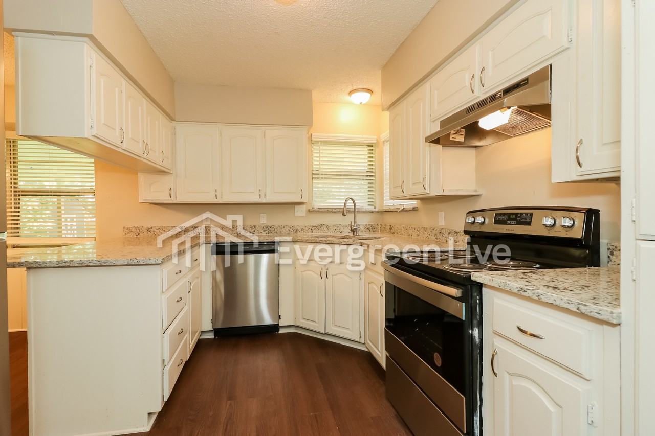 2417 Meadow Vw - Photo 7 of 20