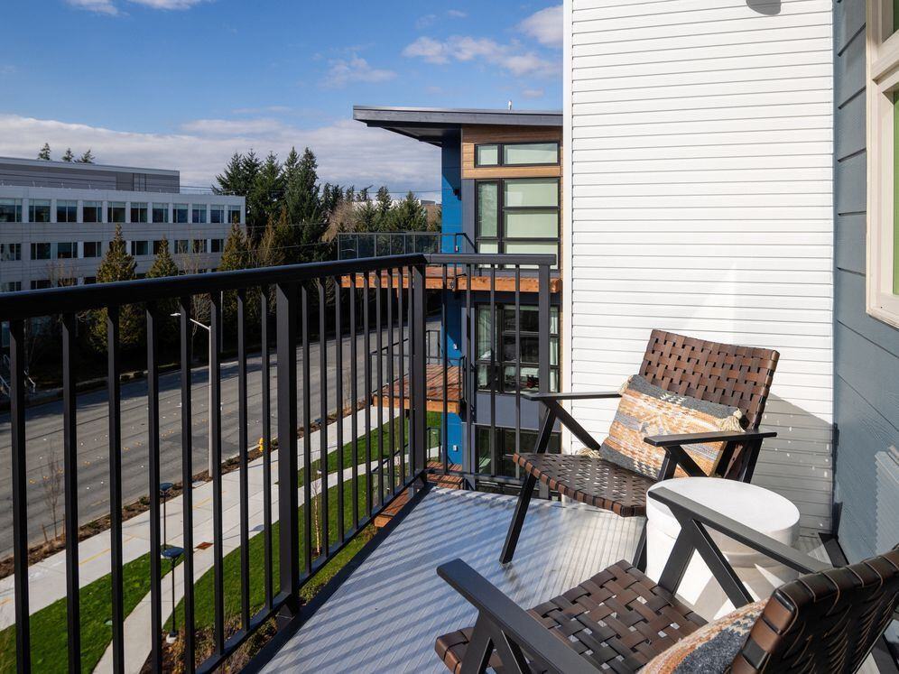 Avalon Redmond Campus - Photo 5 of 39