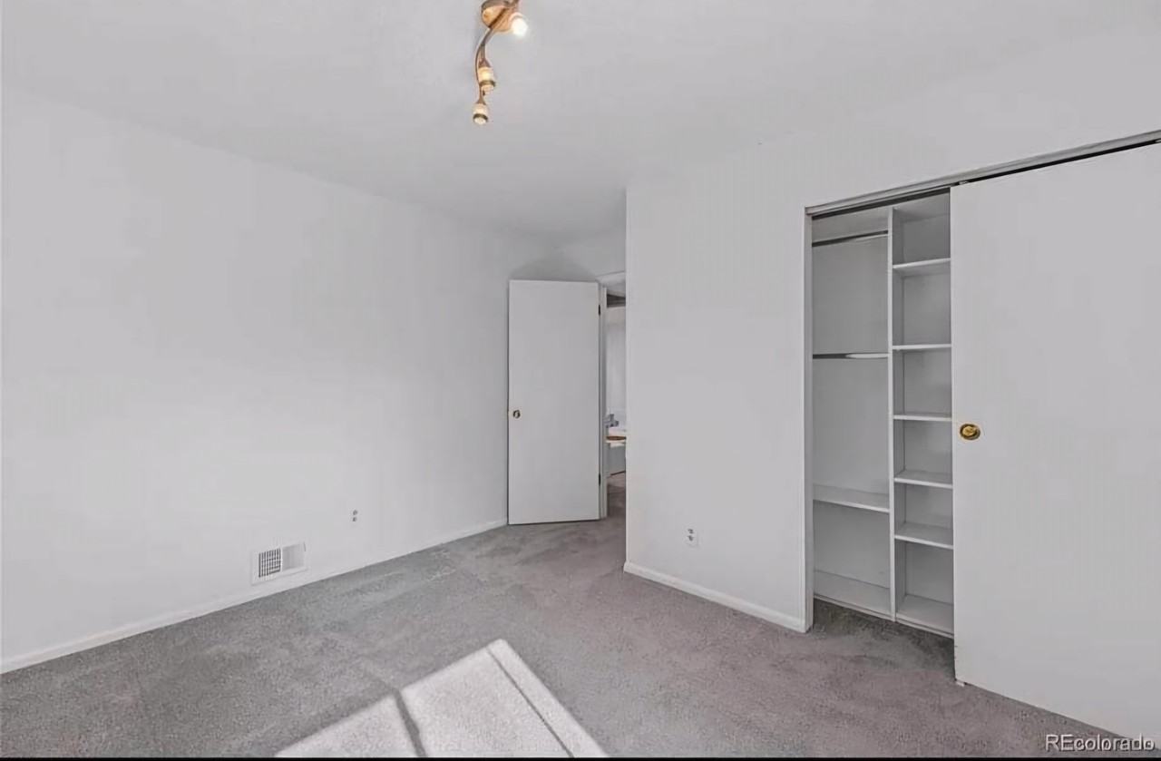 2855 W Bryant Pl - Photo 7 of 20