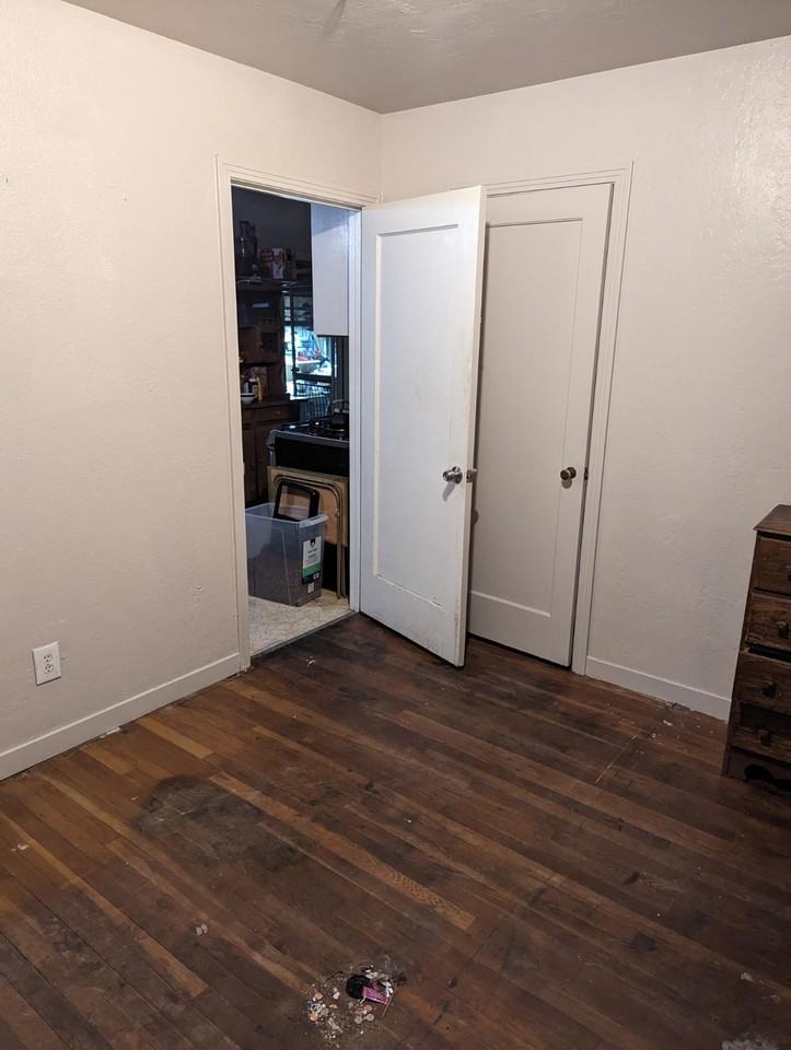 5531 33rd Ave #NA - Photo 3 of 6