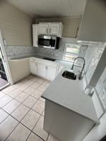 featured image of 604 Hart St #B