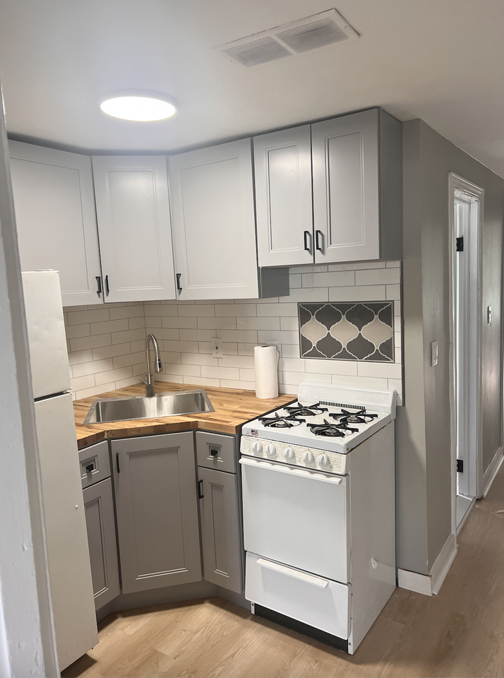 3932 Spring Garden St #2 - Photo 5 of 5