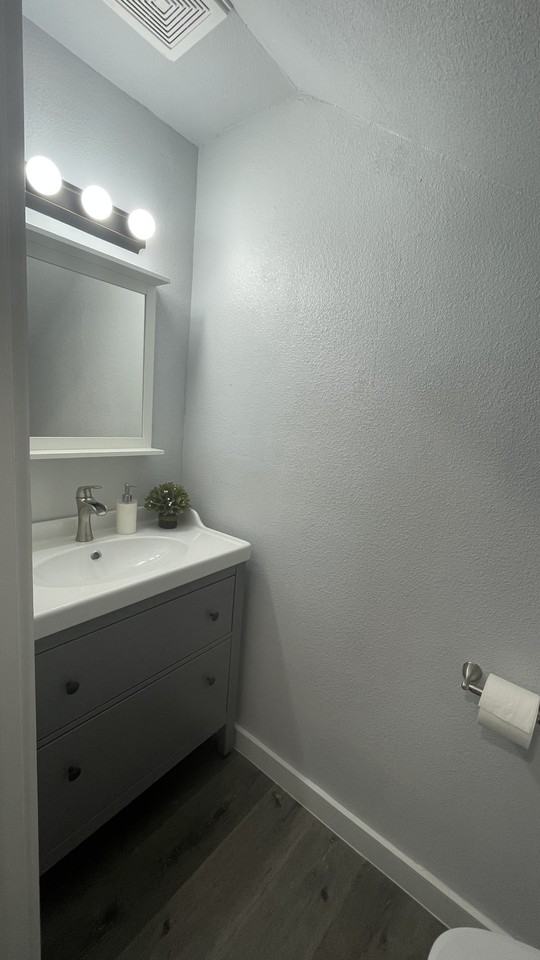 203 S Archer St #B5 - Photo 5 of 17