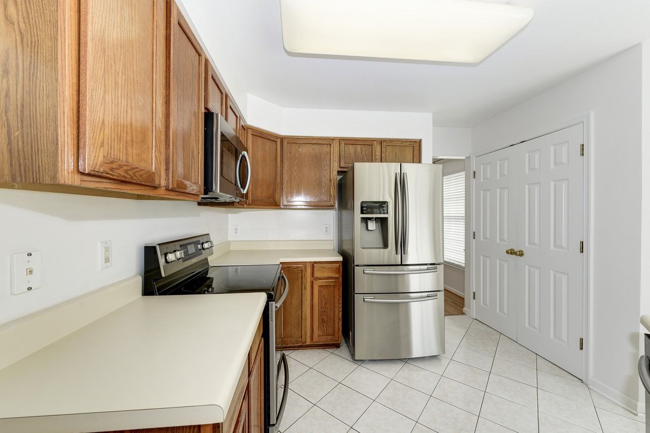 9304 Jan Street - Photo 3 of 14