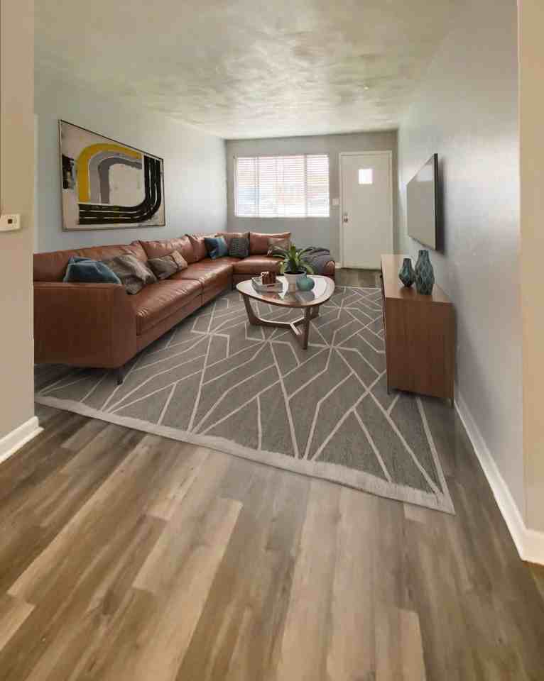 Derbyshire Court Apartments - Photo 2 of 21