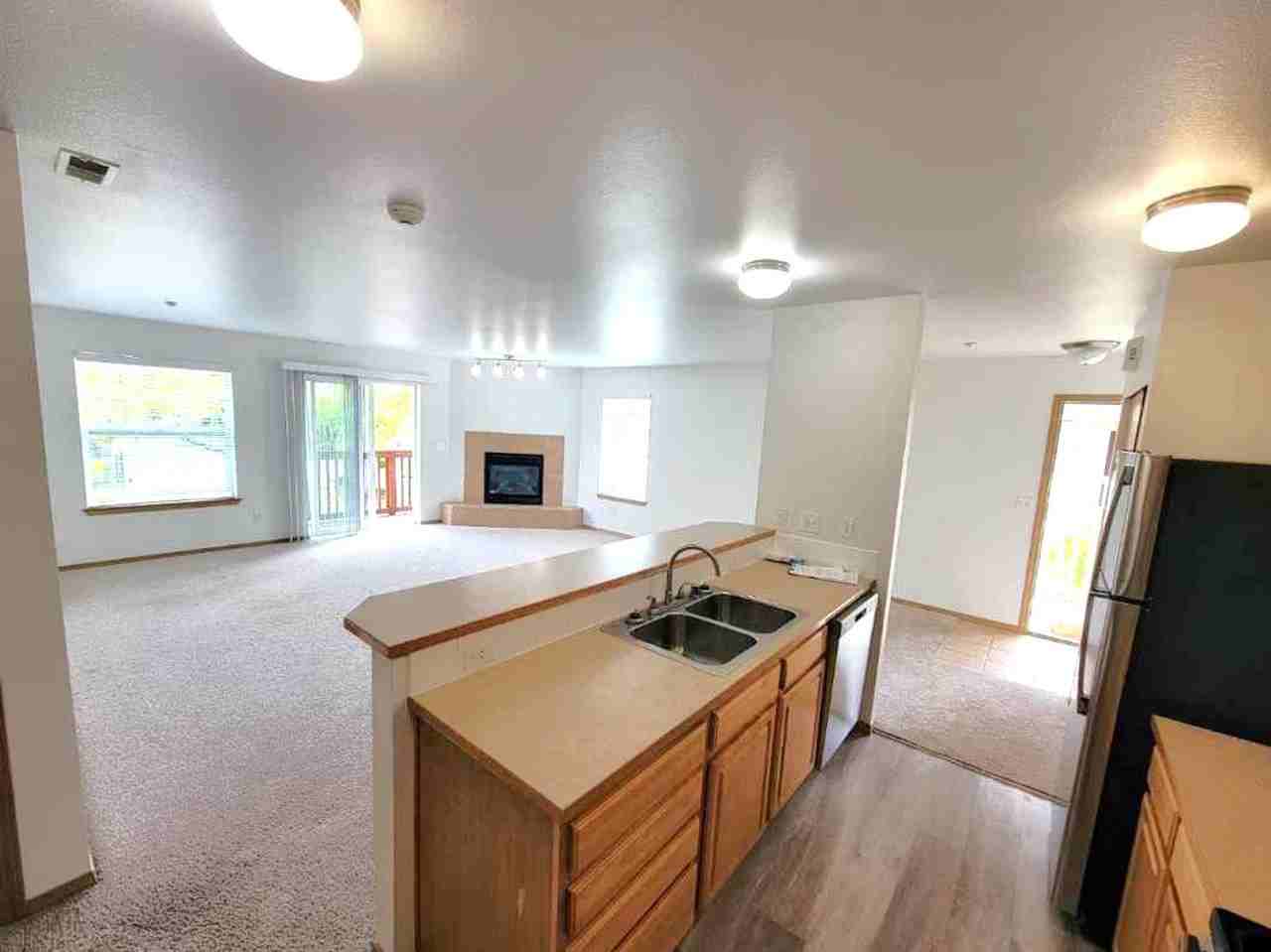 Sumner Square - Photo 2 of 3