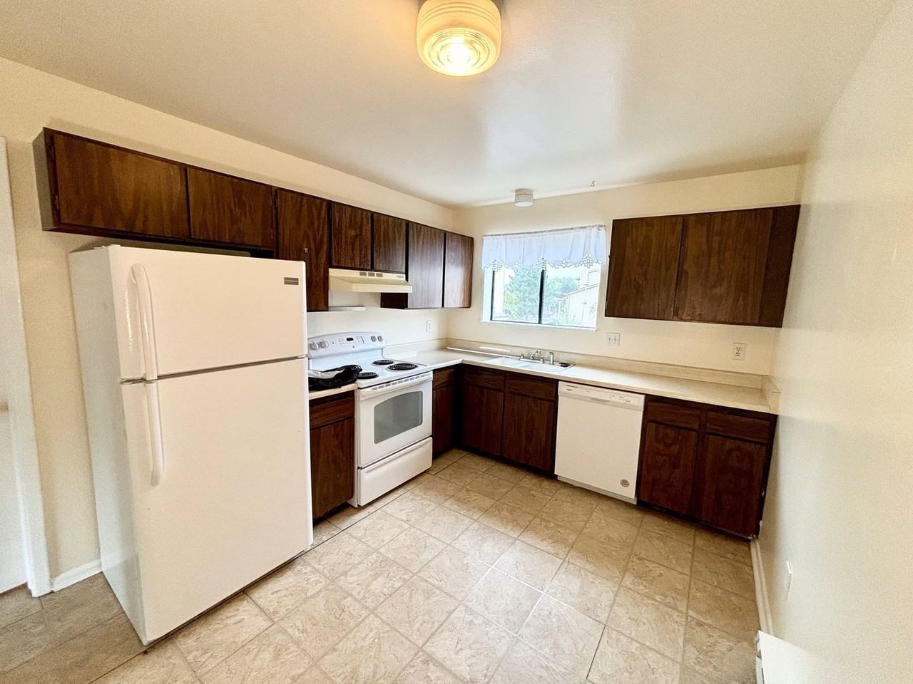 6021 Yarrow St #B10 - Photo 5 of 22