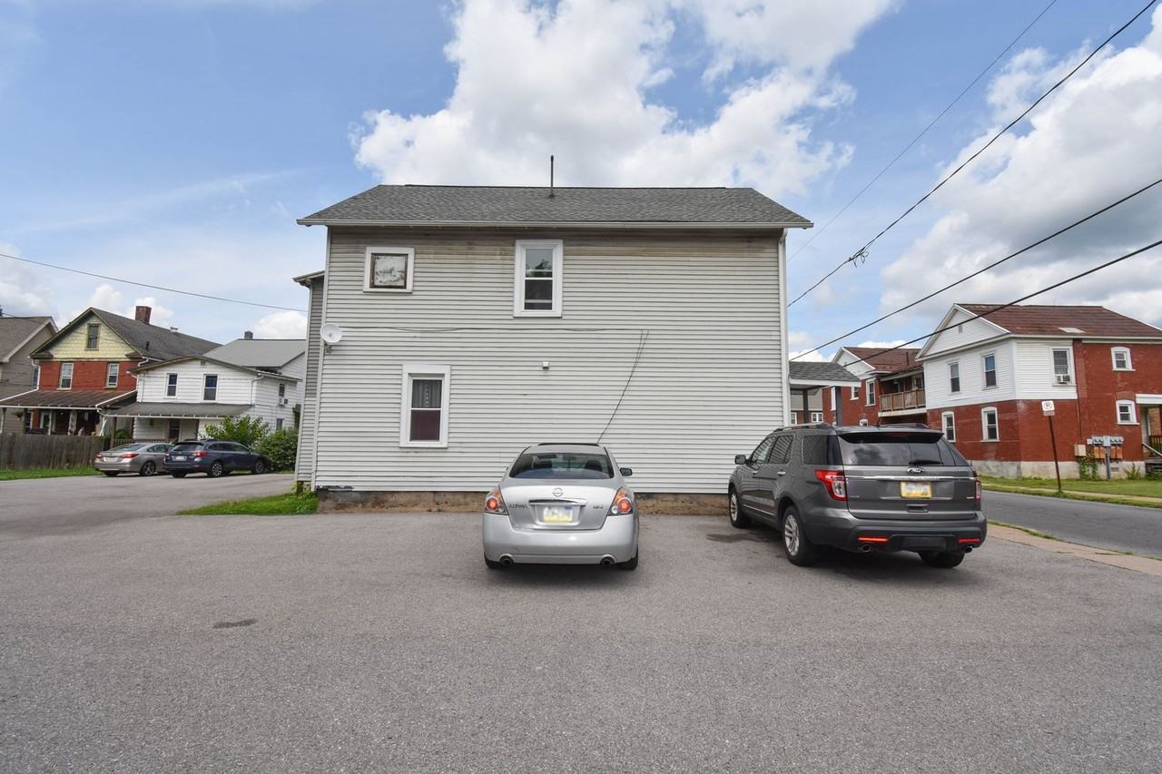 RDBS107 - Photo 2 of 25