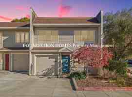 featured image of 28 Mariner Green Dr