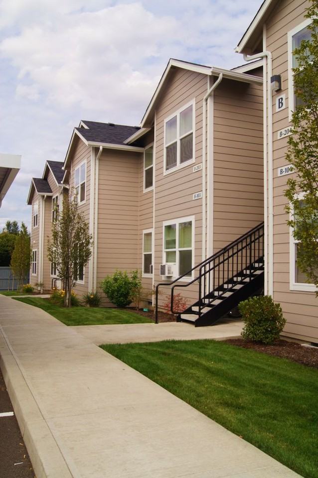 108-Hillsdale Plaza Apartments - Photo 2 of 2