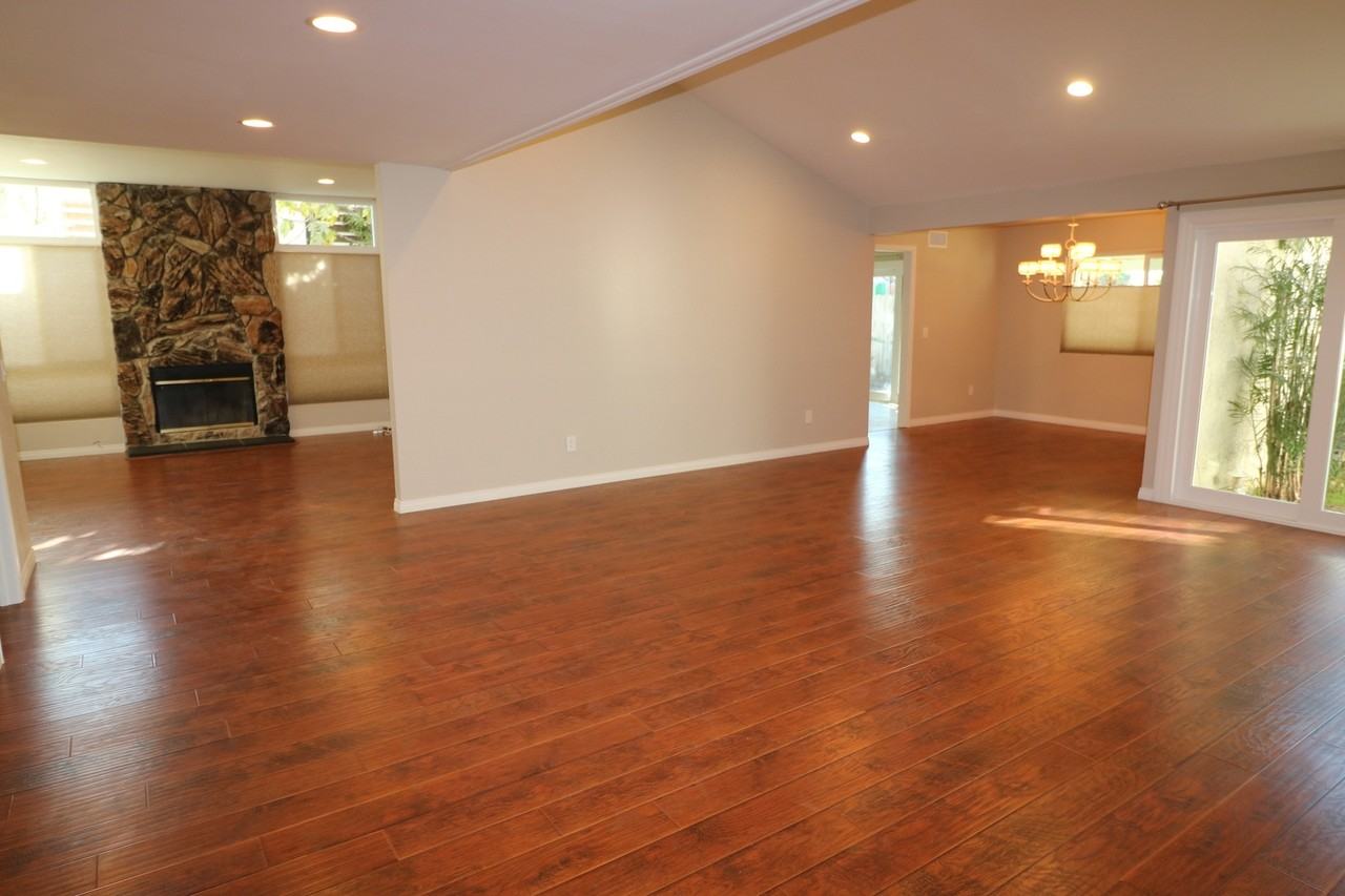 9521 Gladbeck Ave - Photo 3 of 27