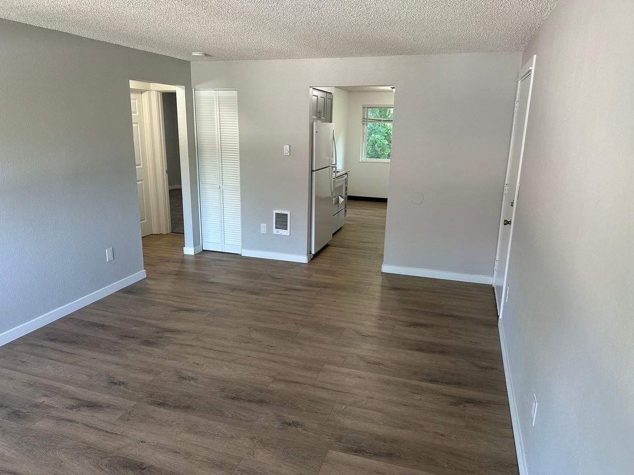 Meadow Creek Apartments - Photo 6 of 22