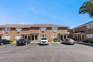 Rosol Court Apartments - Photo 1 of 1