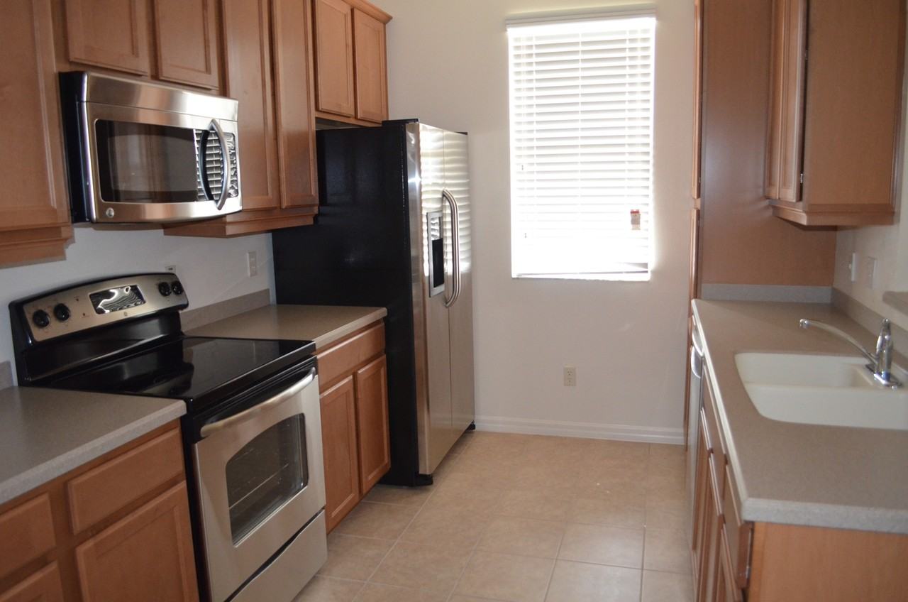 1585 Reflection Cove - Photo 5 of 5