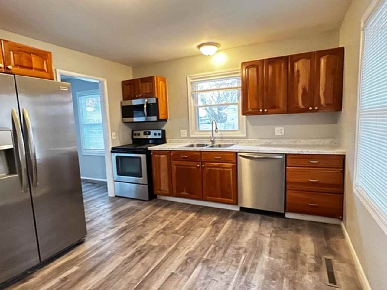 1287 Marble Dr - Photo 3 of 12