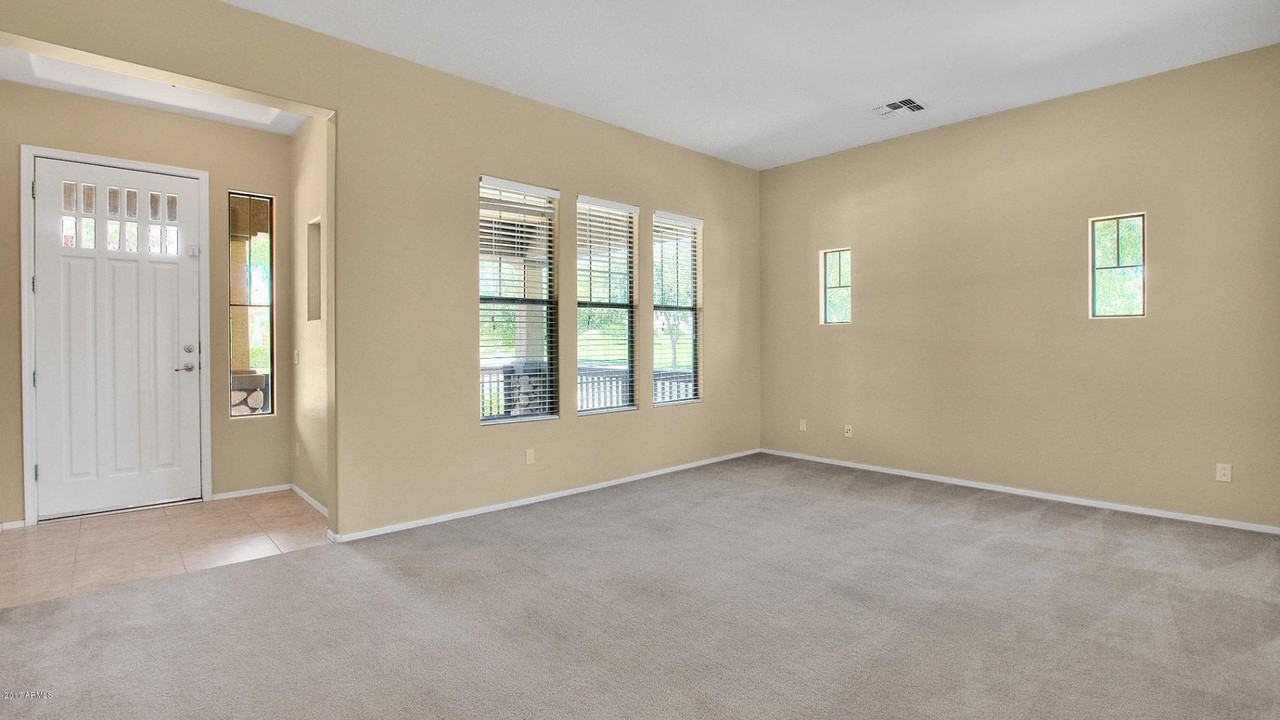 4163 N Evergreen St - Photo 2 of 28