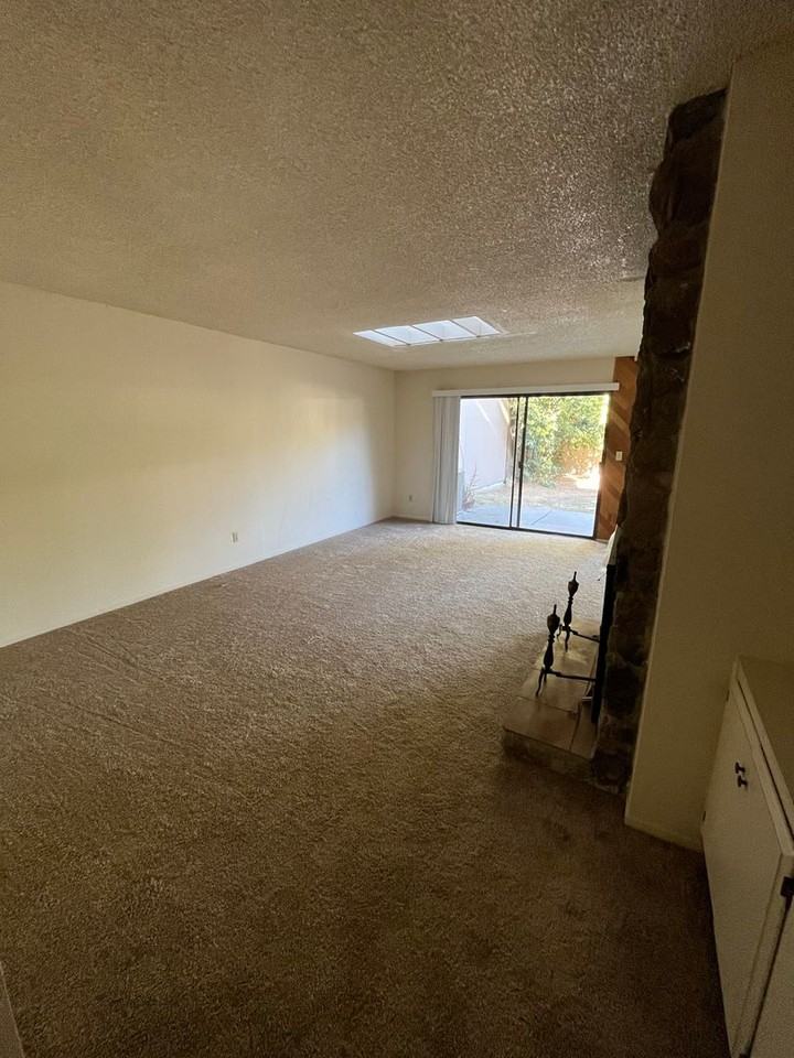 832 Lake Blvd - Photo 2 of 22