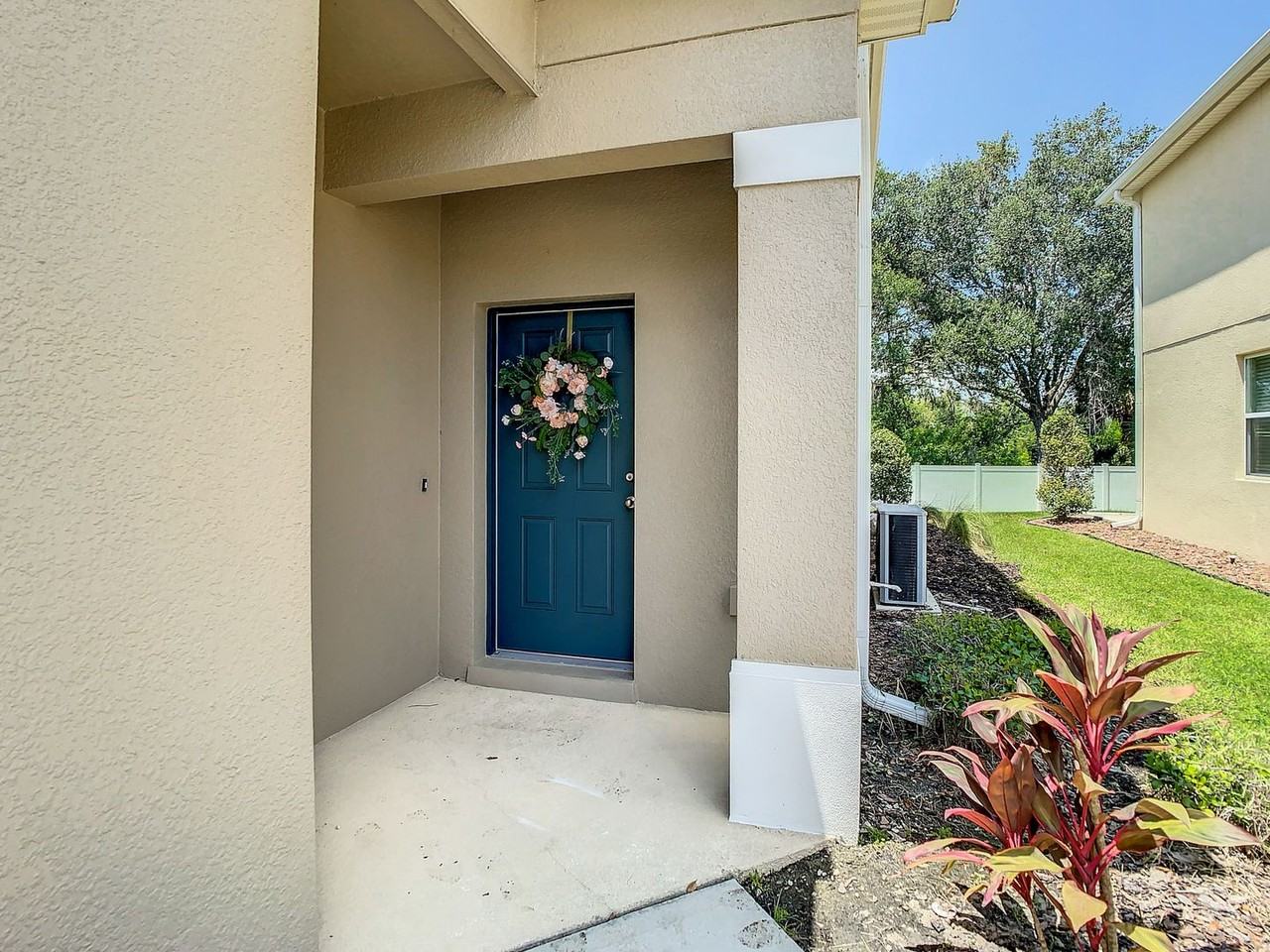 1370 Scarlet Oak Loop - Photo 2 of 41