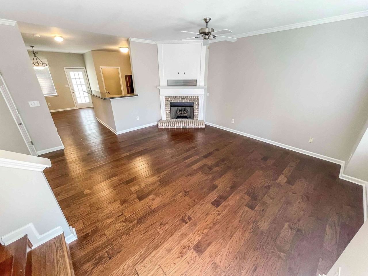 4682 Liberty Square Dr - Photo 2 of 27