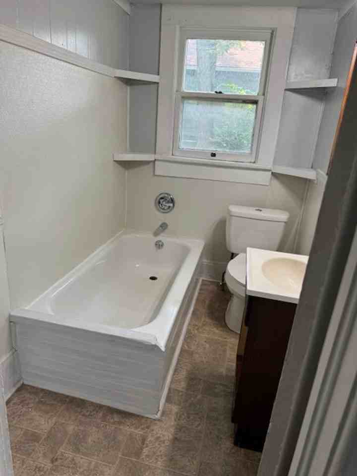 807 Sw Jennings Ave - Photo 4 of 16