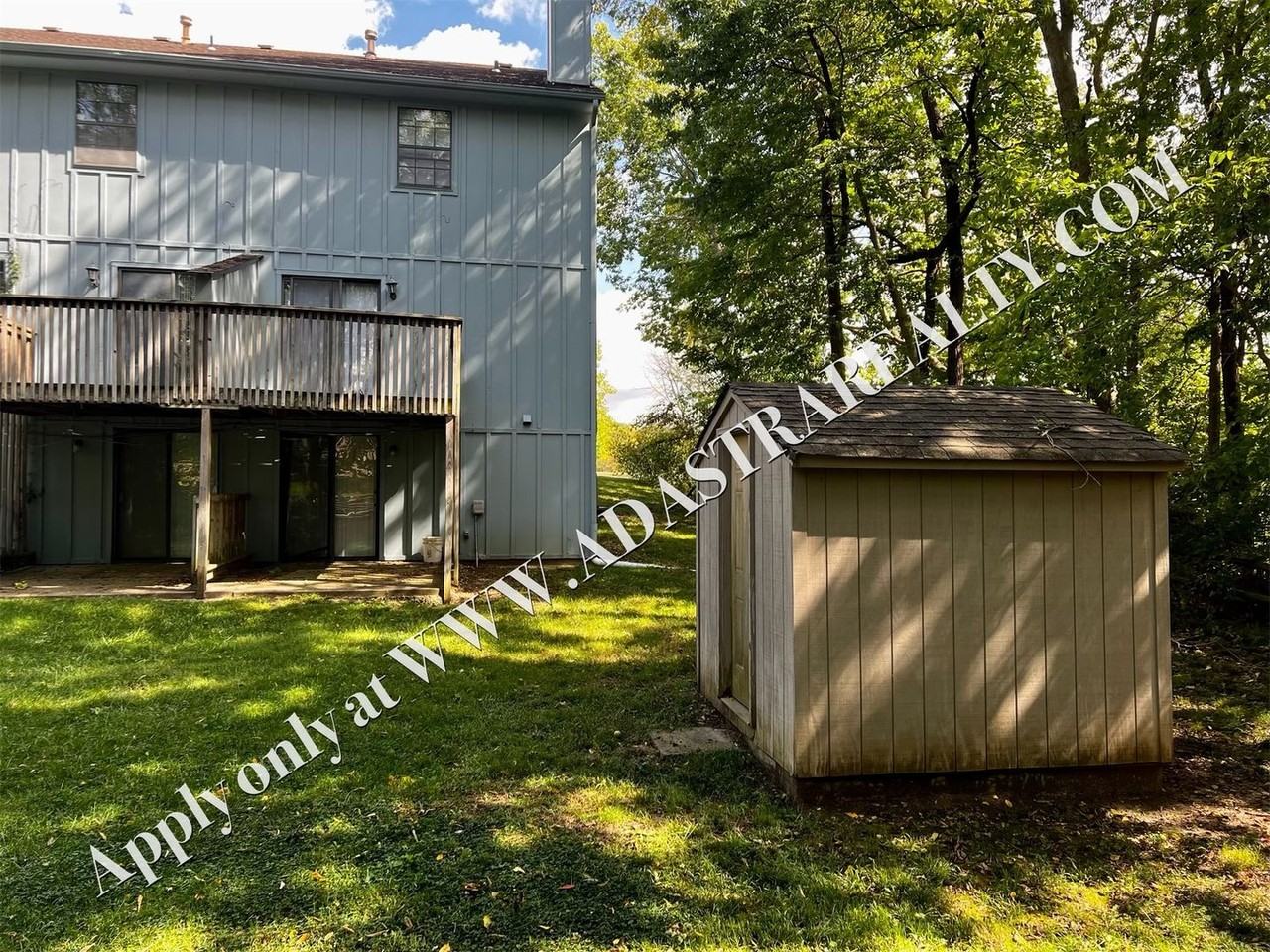 3506 Northeast Independence Avenue - Photo 3 of 24