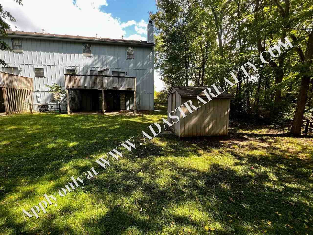 3506 Northeast Independence Avenue - Photo 4 of 24