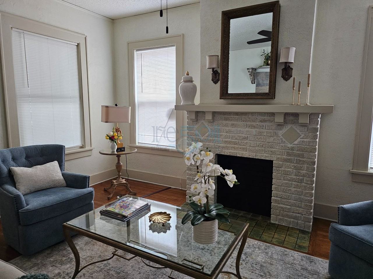 Luxury Apartment Suites - Photo 2 of 21