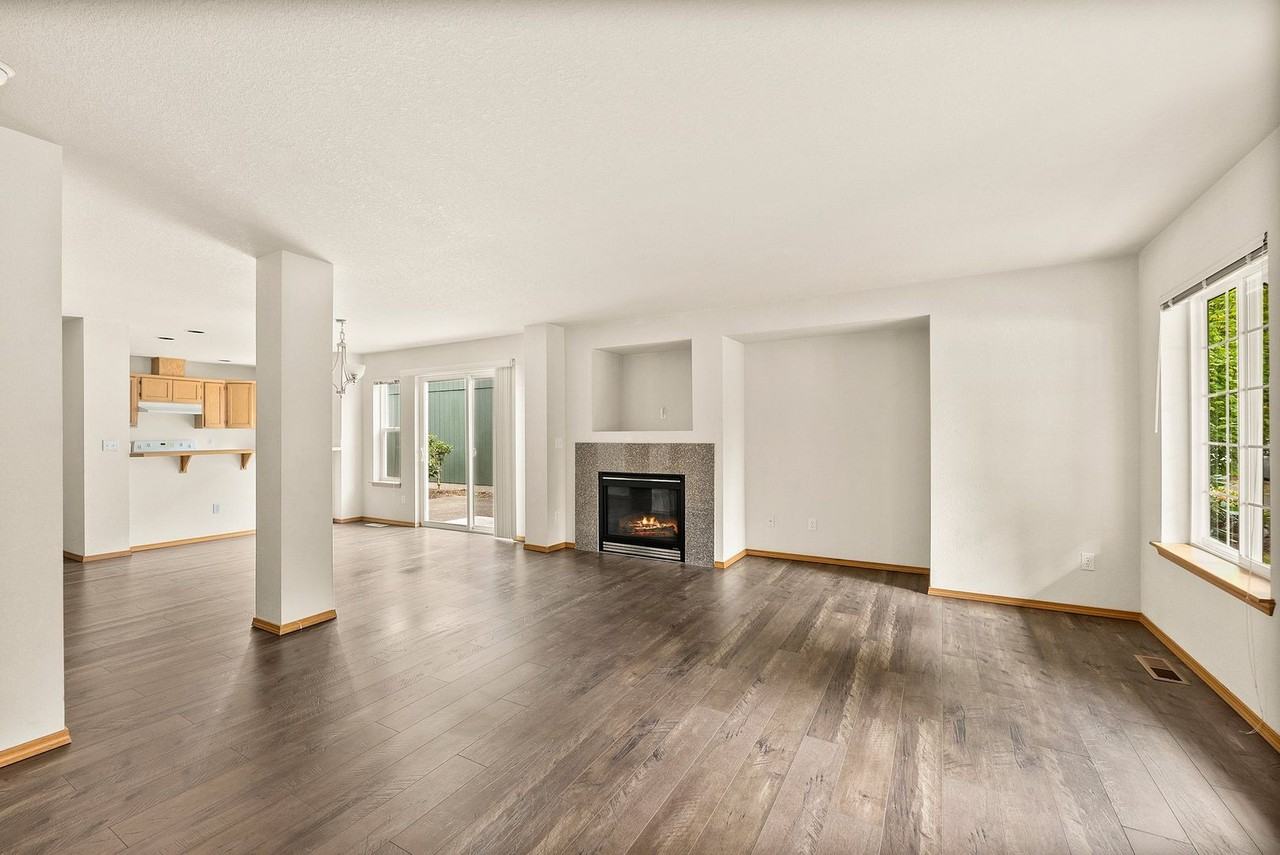 4061 Galena St Se - Photo 5 of 40