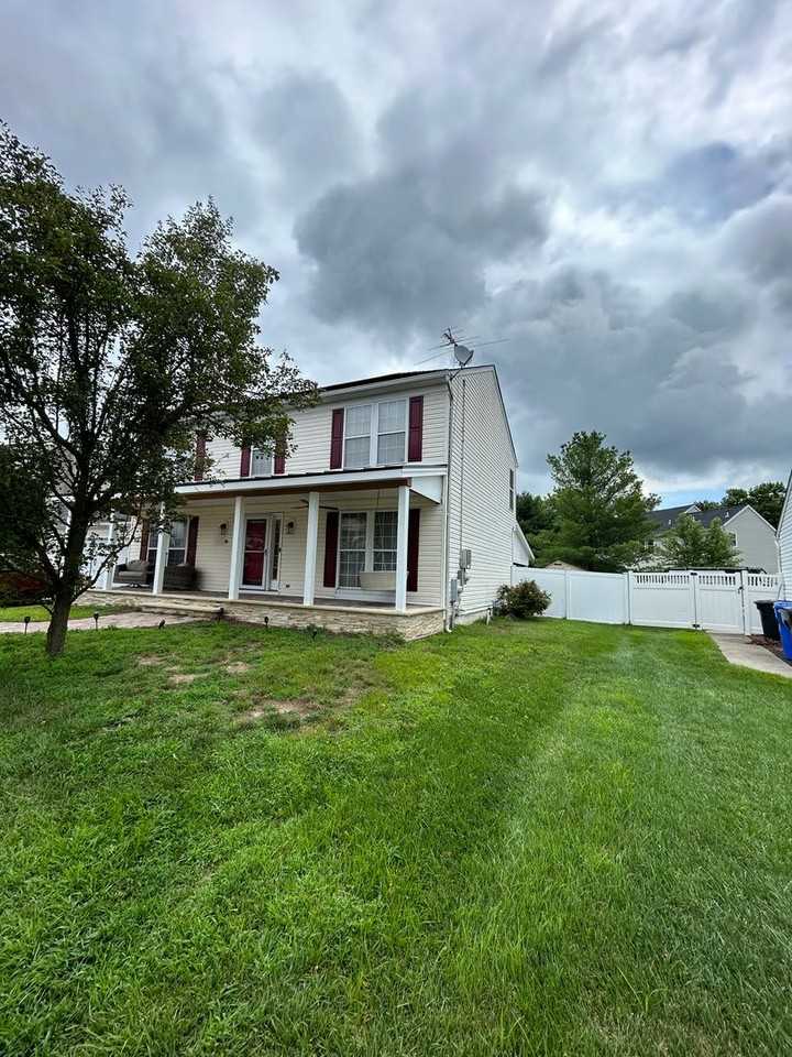 18 Canidae St - Photo 2 of 33