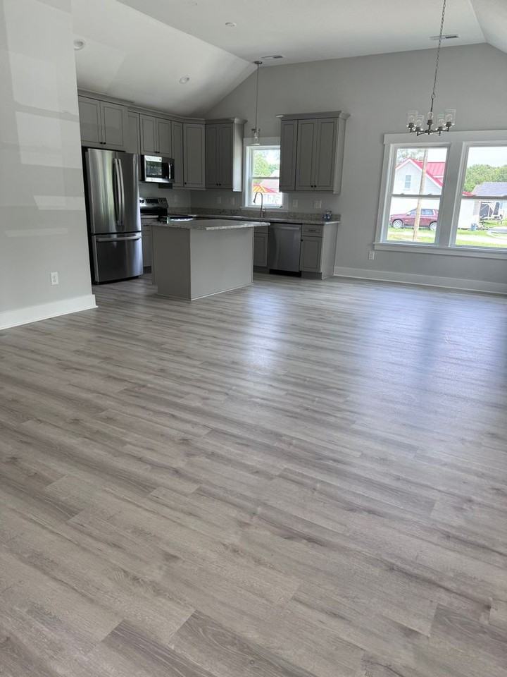 997 Burnside Road - Photo 2 of 16