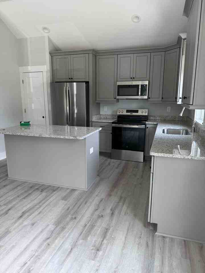 997 Burnside Road - Photo 3 of 16