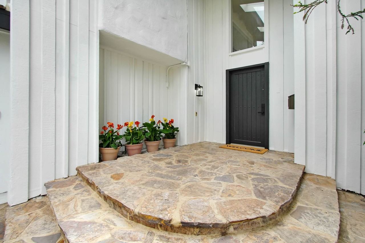 4359 Park Alisal - Photo 2 of 39