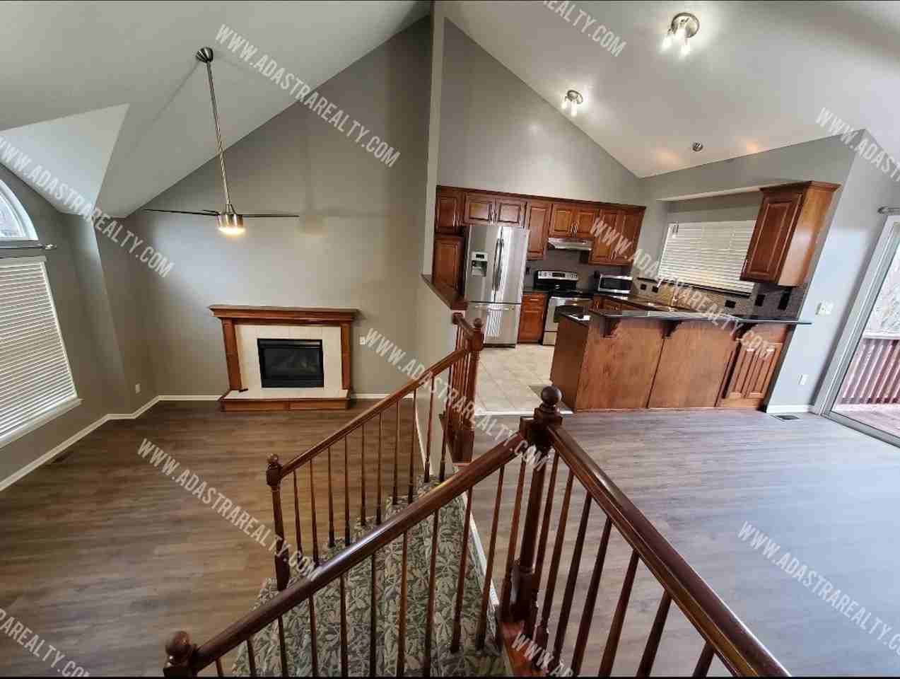 18824 W 160th Ter - Photo 4 of 27
