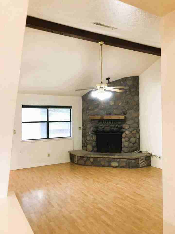 873 Spring Creek Ln - Photo 6 of 29