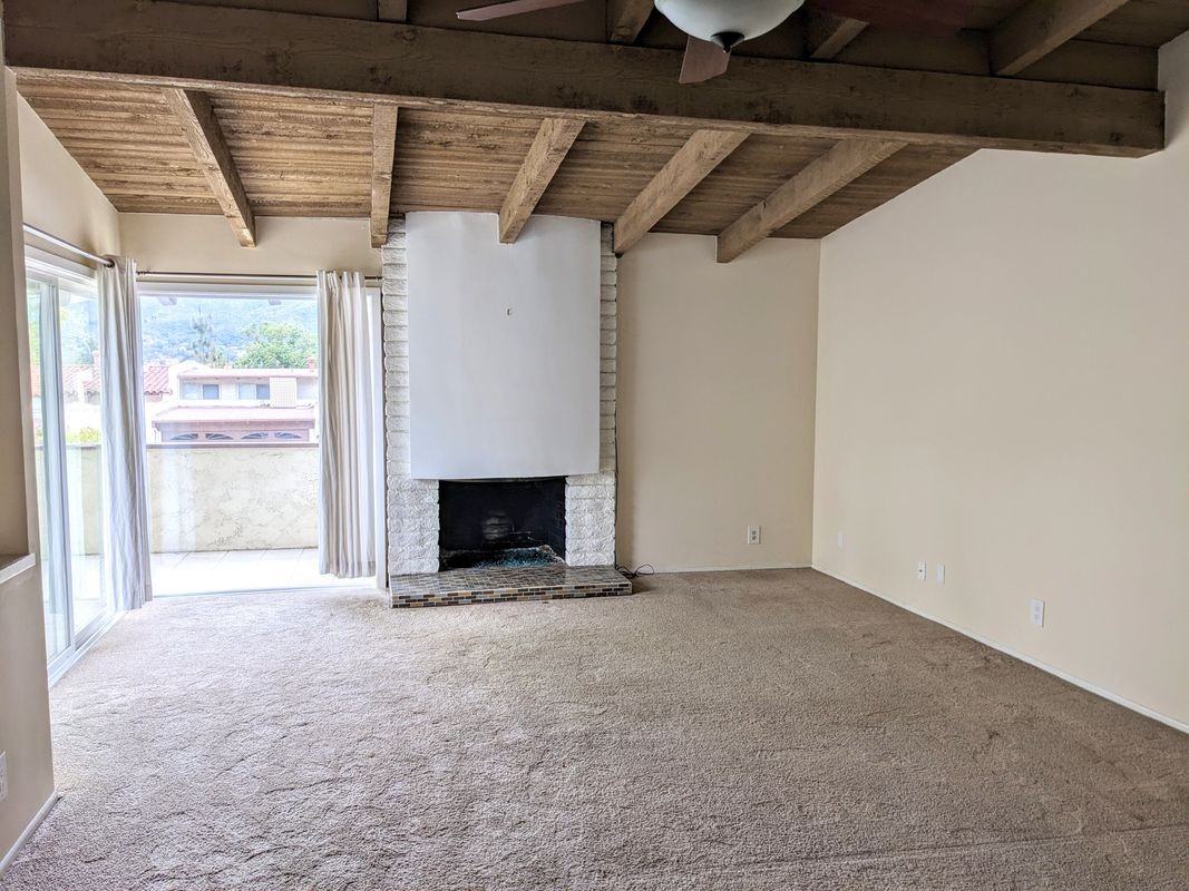972 Woodlawn Dr - Photo 3 of 17