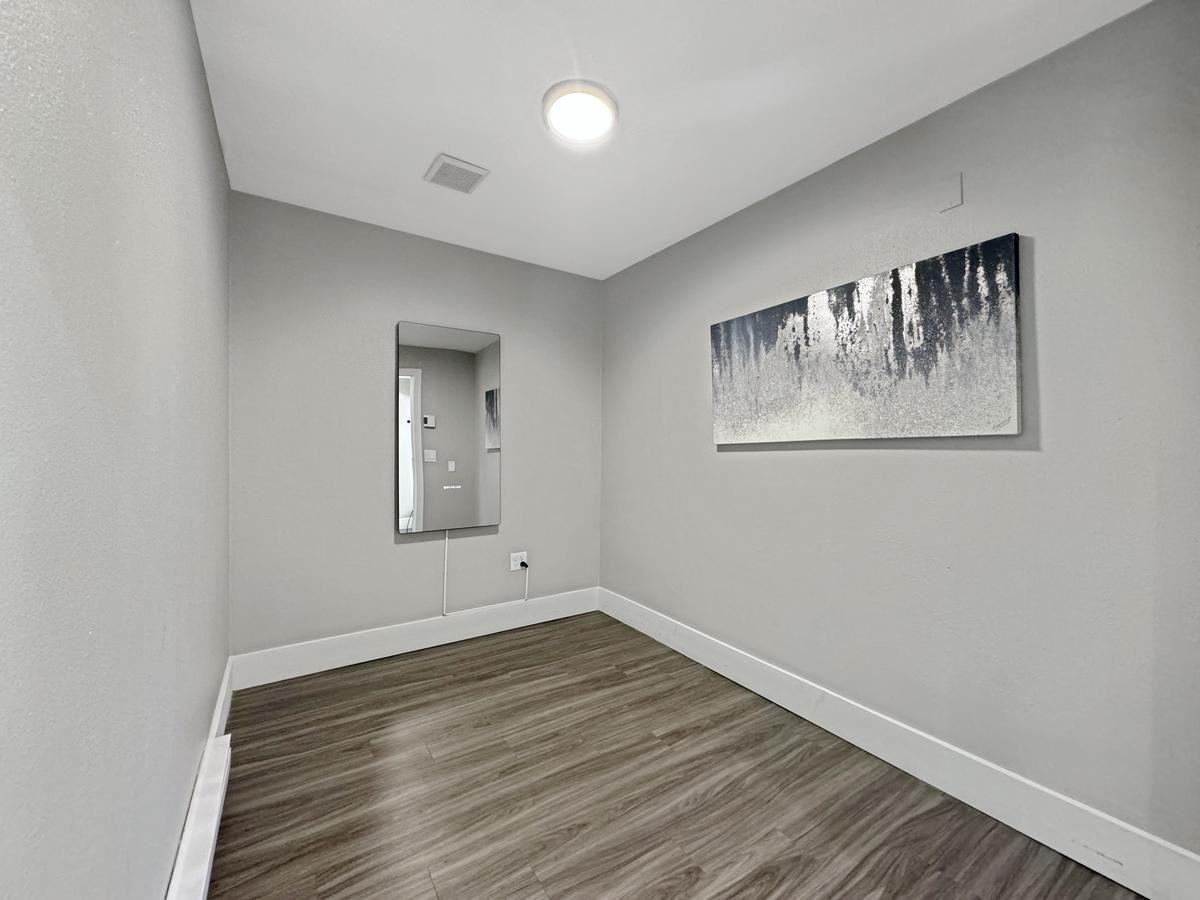 7311 Coal Creek Pkwy Se - Photo 6 of 20