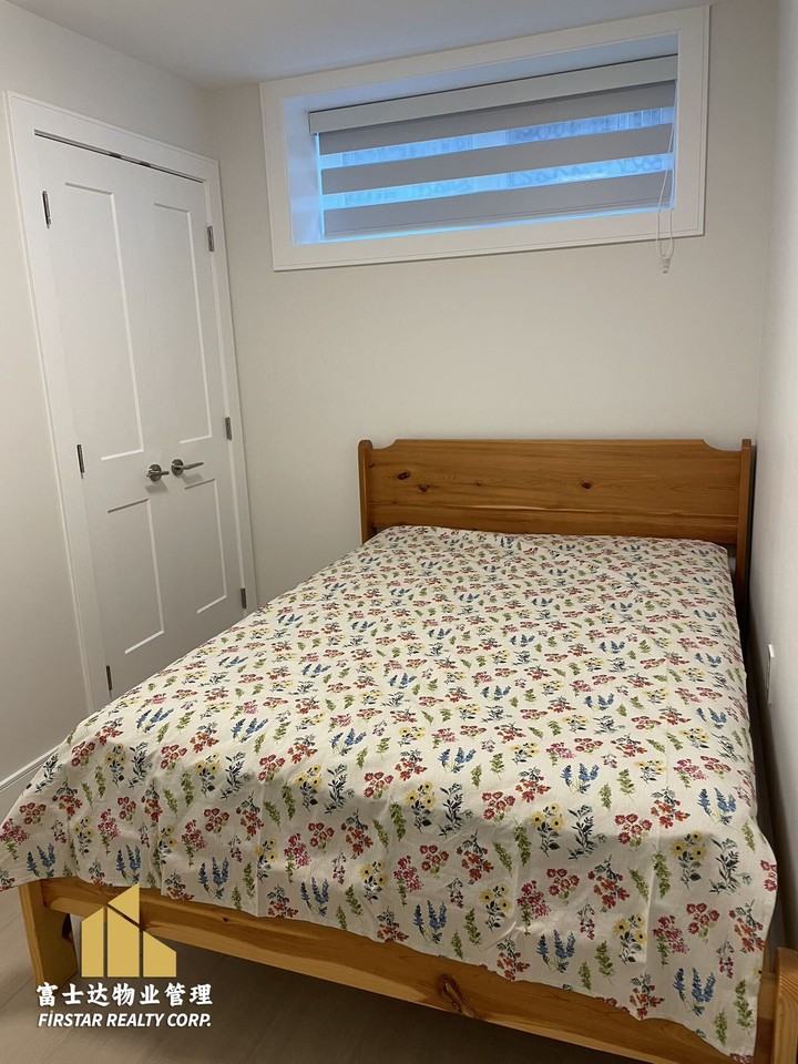 1470 West 57th Ave - Photo 7 of 10