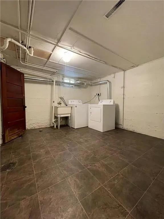 1118 6th Ave S - Photo 4 of 16