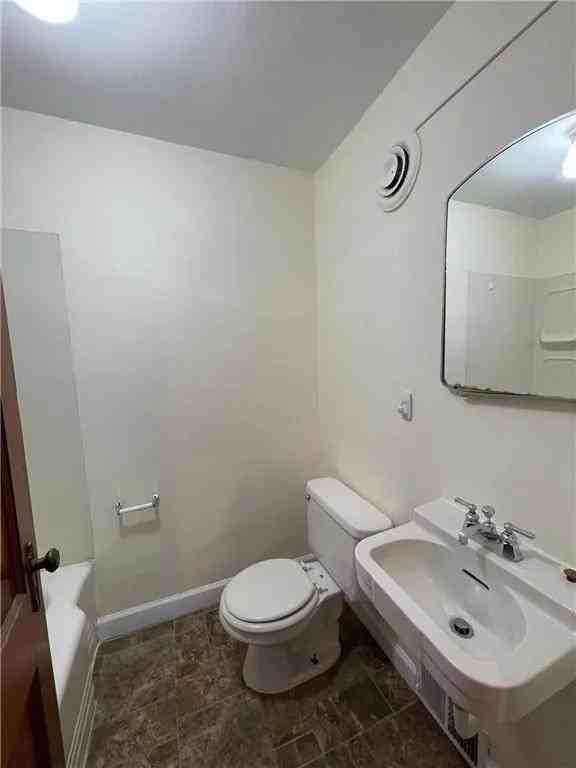 1118 6th Ave S - Photo 6 of 16