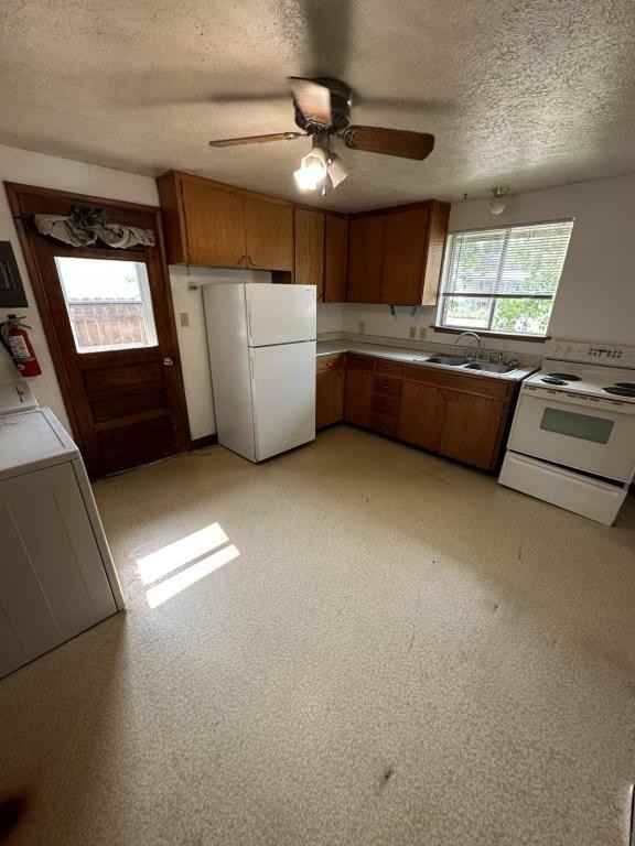835 Franklin Ave - Photo 4 of 6