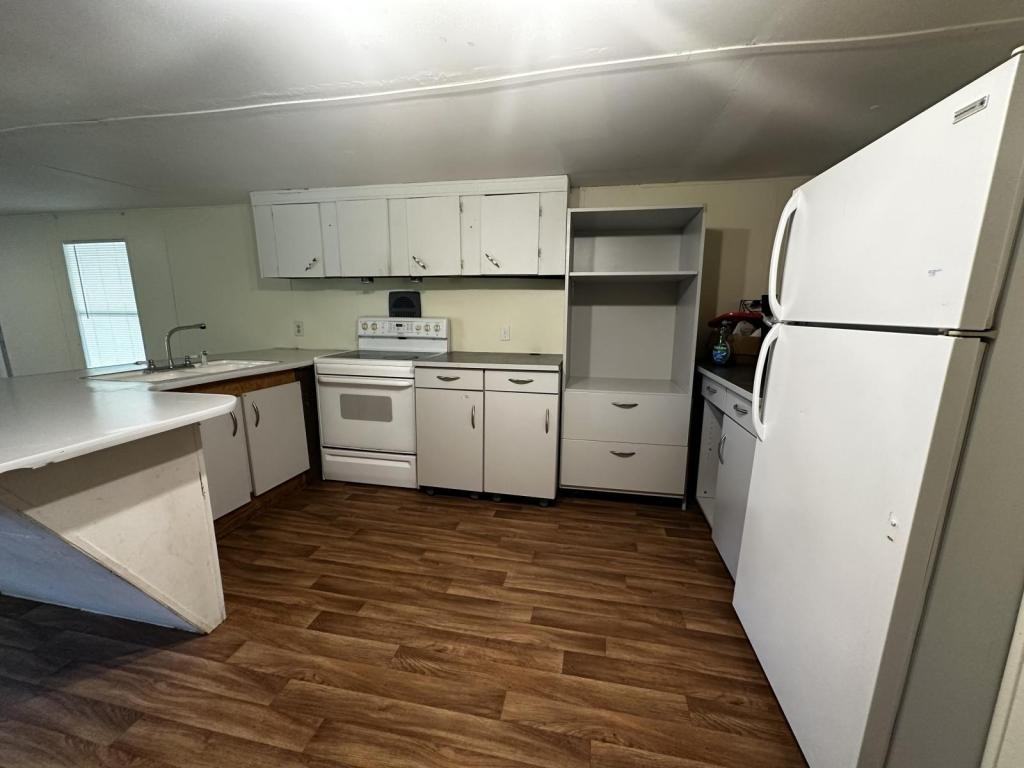 1980 Robi Cir - Photo 6 of 11